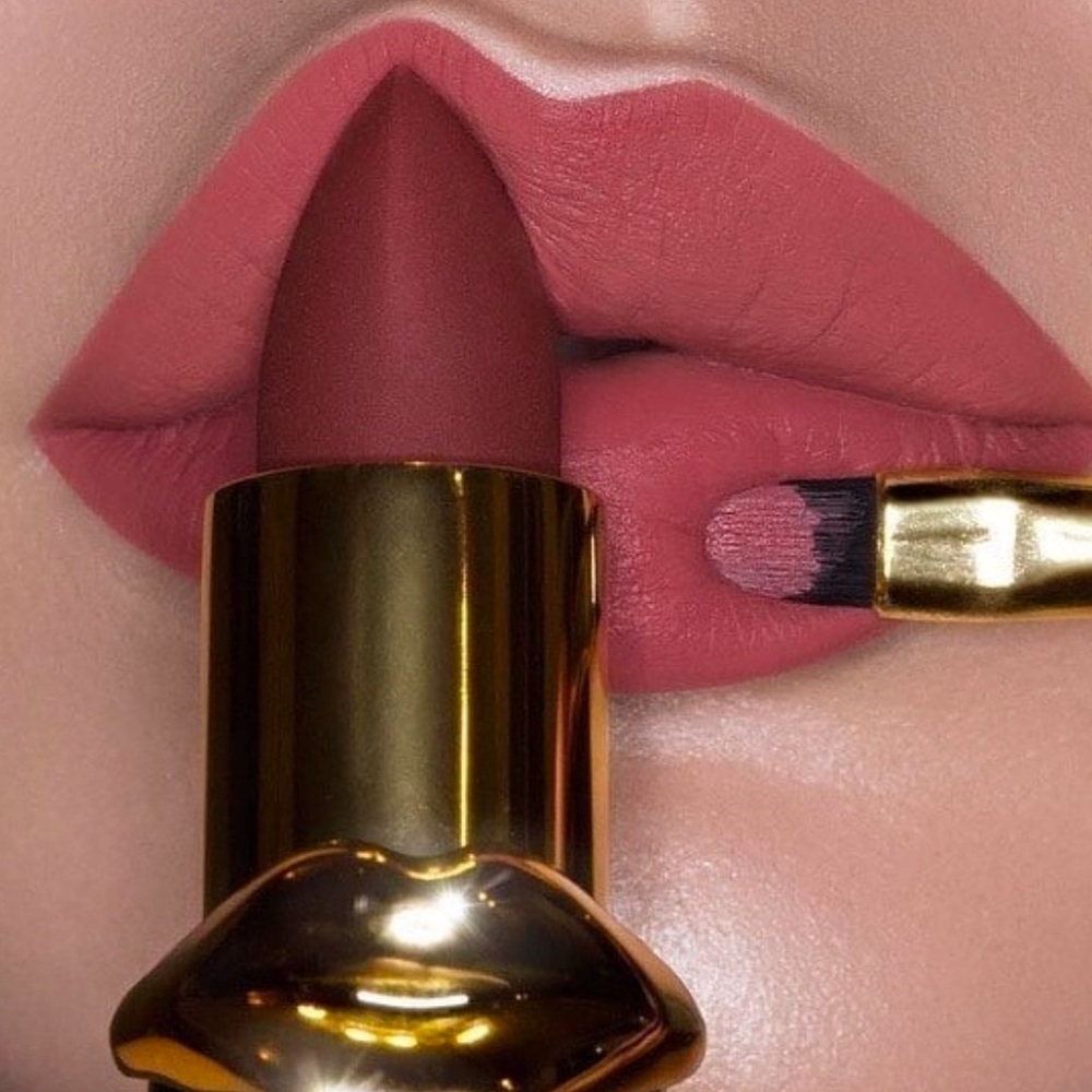 🌙💕Pat McGrath Omi Mattetrance Lipstick